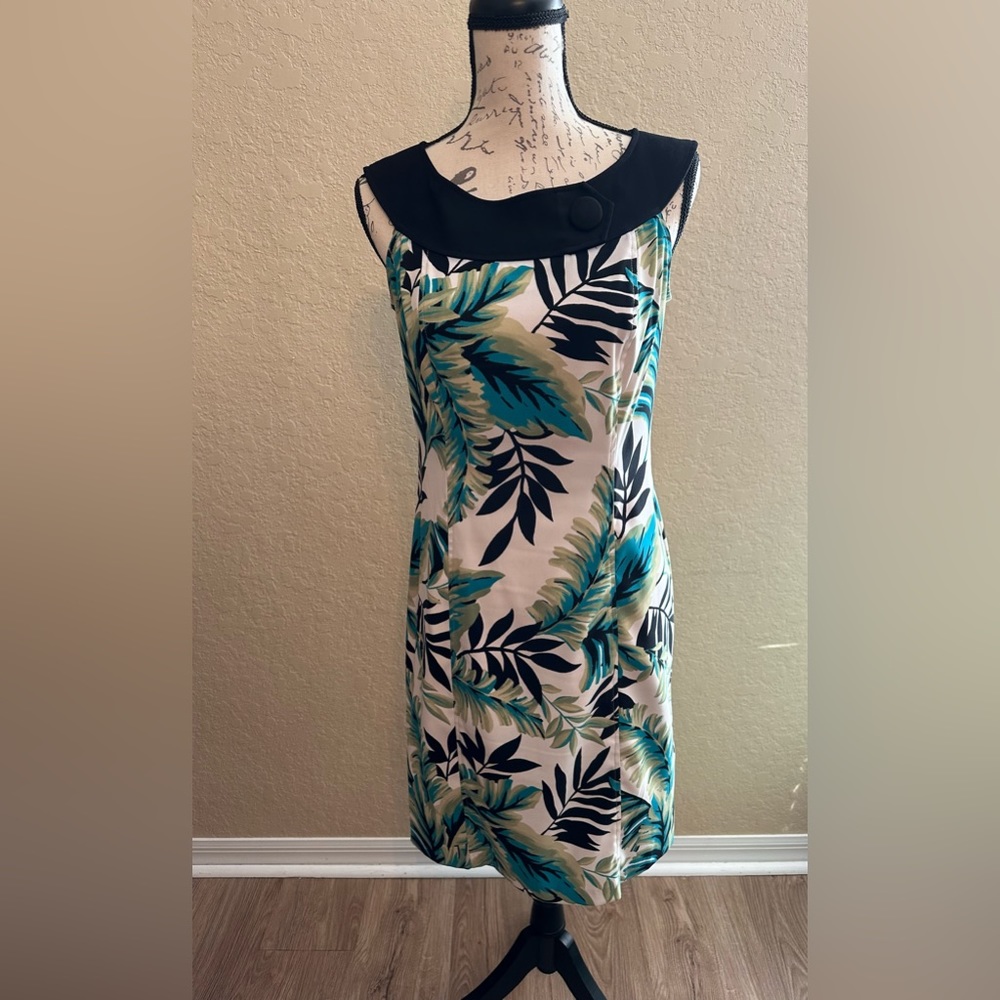 A very cute dress in great condition.